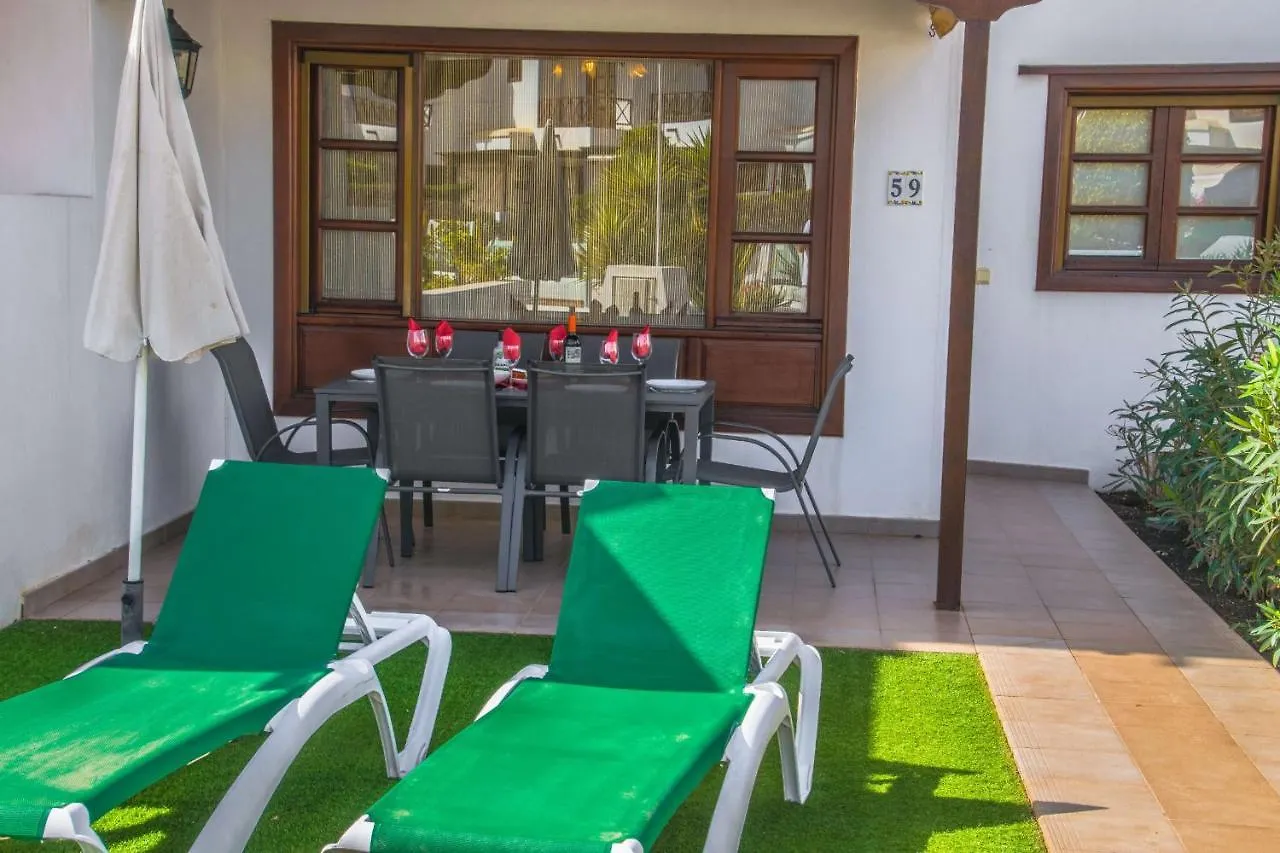 220 - Casa Hannah By Villas Now Ltd Playa Blanca  Spain