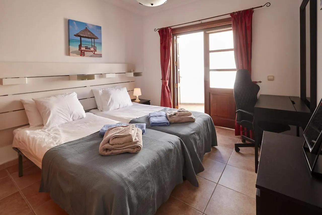 220 - Casa Hannah By Villas Now Ltd Playa Blanca  Spain