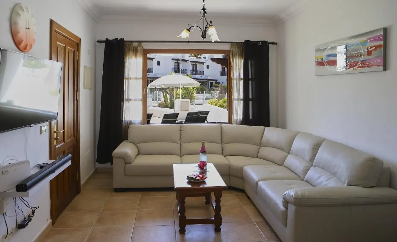 220 - Casa Hannah By Villas Now Ltd Playa Blanca  Spain